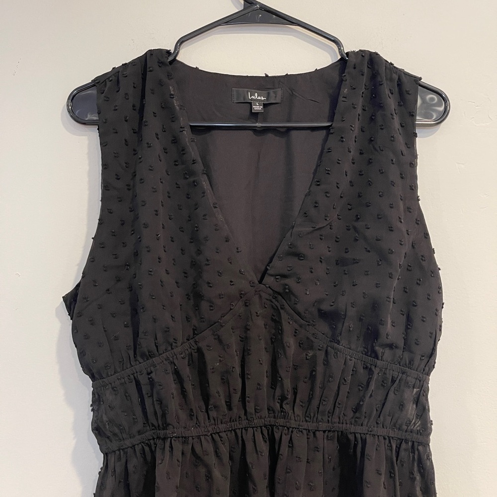 Lulu's Black V-Neck Top